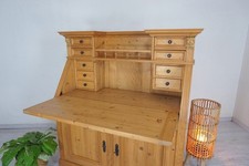 schöner Weichholz Sekretär