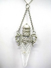 Glas Kristall Parfüm Flakon Flacon Anhänger mit Silber Montierung c 1750 Rarität