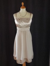 Edles Cocktailkleid, Champagner, o.Arm Gr. 42 / 44, wie neu