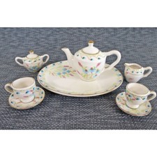 Puppenhaus  Geschirr /