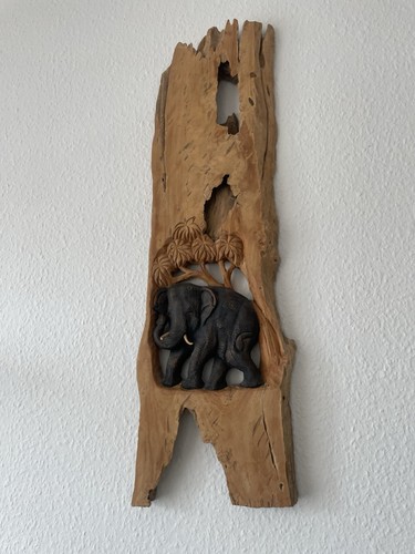 Holzrelief geschnitzt - holzrelief,