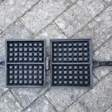 Altes Waffeleisen Guss !!!