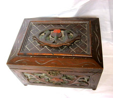 Holztruhe / Holzbox mit