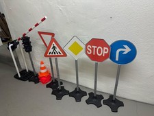 8-teiliges Verkehrsschilder