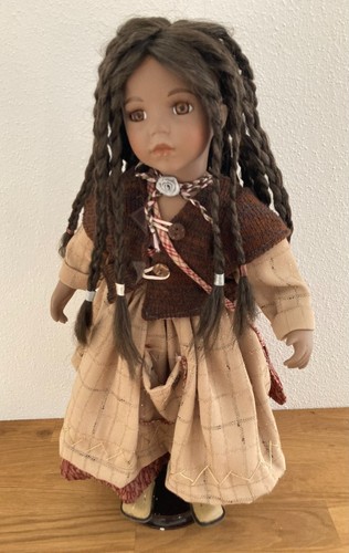 Schöne künstlerpuppe - schöne,