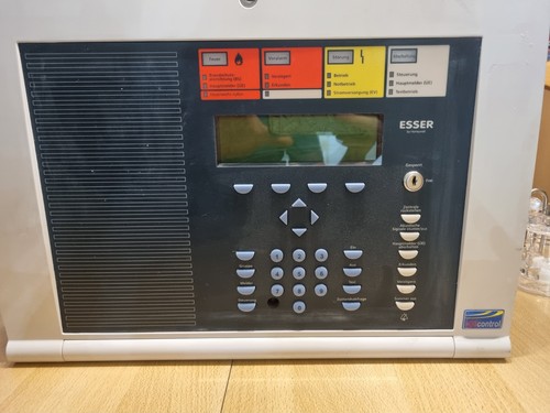 Esser 8000c - esser,