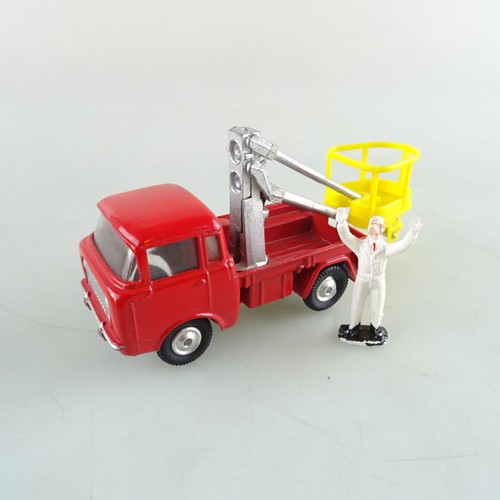 Corgi toys gift set jeep - toys,