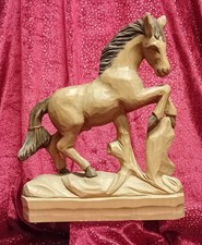 Springendes Pferd, Linde