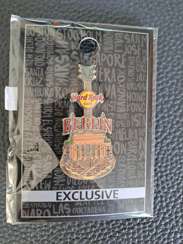 Hard rock cafe berlin pin - rock,