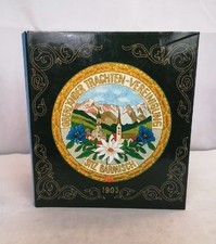 Chronik der Oberländer Trachtenvereinigung. Bader, Käthe, Franz Mangold Martin S