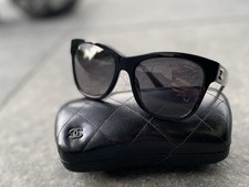 CHANEL Sonnenbrille Damen Schwarz- Neu - Original