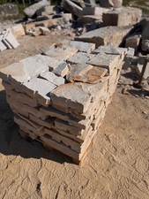 Trockenmauer Sandstein Bruchstein Brocken Gartenmauer Ruinenmauer Naturstein hel