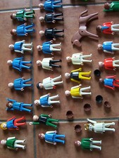 Playmobil Geobra 1974 ca. 60 Figuren und eine Menge von Kopfbedeckungen, Haare