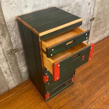 Kommode aus Turnkasten | grüner Schubladenschrank | Vollauszüge mit Softclose