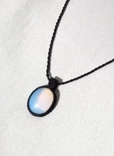 Halskette OPAL Oval Makramee/