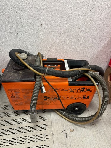 Teppichreinigungsgerät