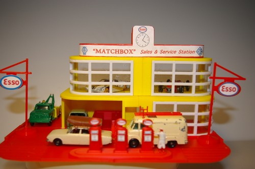 Biete hier meine tankstelle - biete,