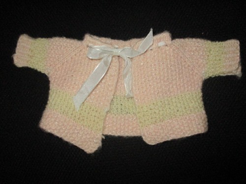 Hübsche alte rosa puppenjacke - alte,
