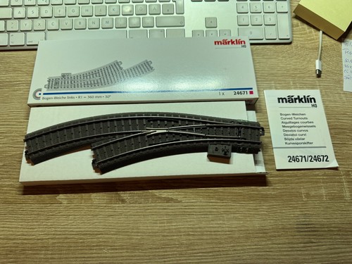 Märklin 24671 links gleis - links, c-gleis