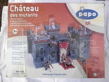PAPO - RITTERBURG / GROSS / LÄNGE 40,5 cm X BREITE 56cm  X HÖHE 30,5 cm