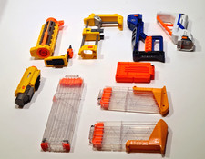 Hasbro Nerf N-Strike Anbauteile Set mit Schulterstützen Magazinen usw.