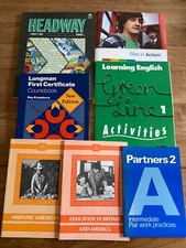 Set mit 7 Schulbüchern