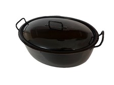 Massiver Gusseisen-Bräter mit