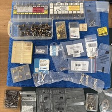 Altes Uhrmacher  Ersatzteile Konvolut Teil 2