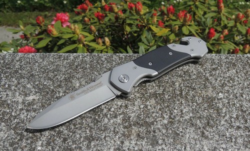 Smith wesson first response - &,
