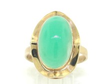 Ring 333 Gelbgold 8Kt Gold ovaler Chrysopras Cabochon  1970er Jahre