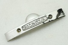 HONDA CB 250 G CB250G Abdeckung Gabelbrücke Emblem Cover Blende Deckel 74-77