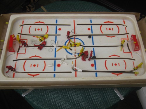 Tisch eishockey spiel aus ddr - eishockey,