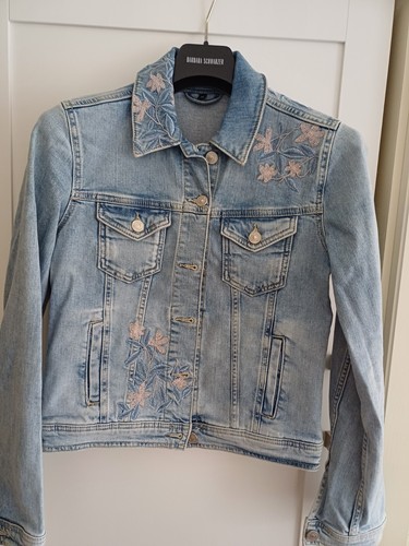 Jeansjacke der marke - jeansjacke,