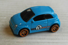 Hot Wheels Fiat 500e hellblau