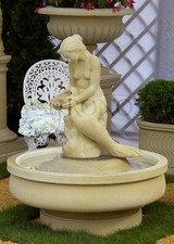🔶Brunnen Mariella mit Pumpe Sandstein Stein Steinbrunnen Steinkunst BLACKFORM