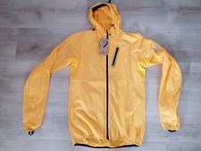 Asics Laufjacke Fujitrail Gelb