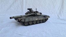 T-90 MBT   1:35  schön gebaut