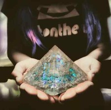 Große Orgonit Pyramide