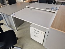 Steelcase - Schreibtisch /