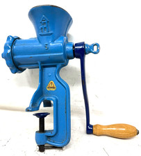 Fleischwolf Gusseisen DDR Grösse 5 (Gewicht 2kg) Küchengerät Funktionstüchtig