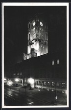 Berlin, Rotes Rathaus bei Nacht mit Beleuchtung, Ansichtskarte 