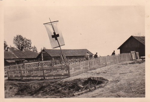 Foto rote kreuz fahne am - foto,