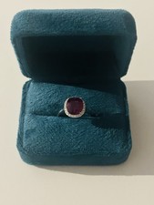 Exklusiver Platin-Ring mit