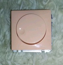 Merten Dreh Dimmer Artec Ohmsche  Last  = Glühbirnen  und 220 V Halogen Aprikot