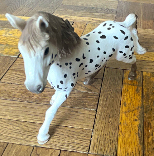 Schleich pferd weiß mit