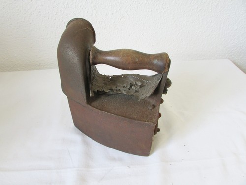 Altes antikes bügeleisen - antikes,