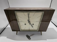 Hermle Tisch Kamin Uhr 50er Jahre. 