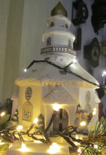 KIRCHE MIT LICHT WEISS 30 CM X 20 CM  KERAMIK  WEIHN: DEKO