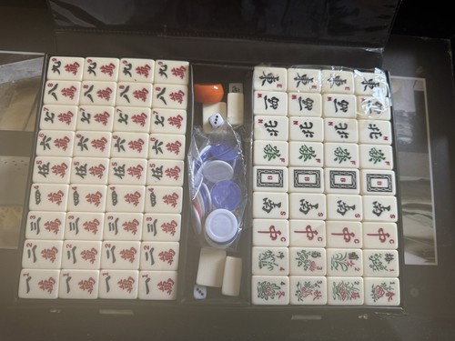 Bakelite mahjong set 144 tiles - bakelite,