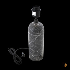 Gubi Gravity Tischleuchte